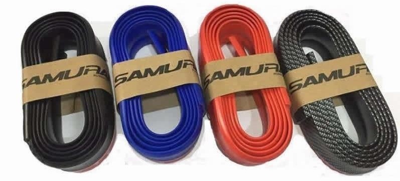 Lip  Universal Samurai